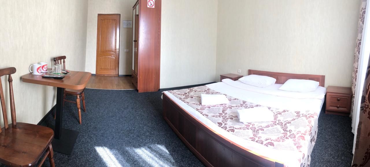 Отель Отель ЛаМа2 Киев-13